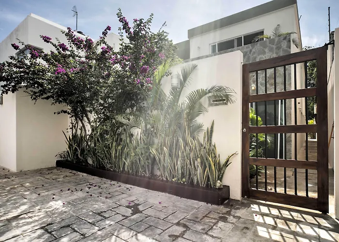 Casa Esmeralda W/ Pool Access & Furnished Patio!