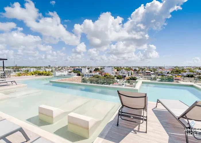 Veranto Condo Near 5Th Ave W Pool Access