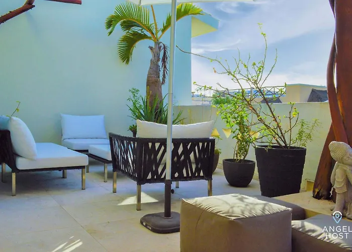 Penthouse Escape W Hot Tub & Bbq Grill