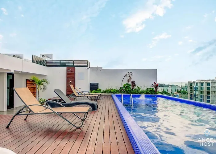 2Br Retreat W Rooftop Pool & Bbq