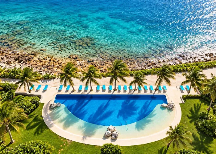 Beachfront Condo With Loft And Sea Views