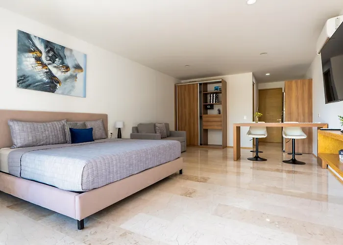 Coco Palms 202A