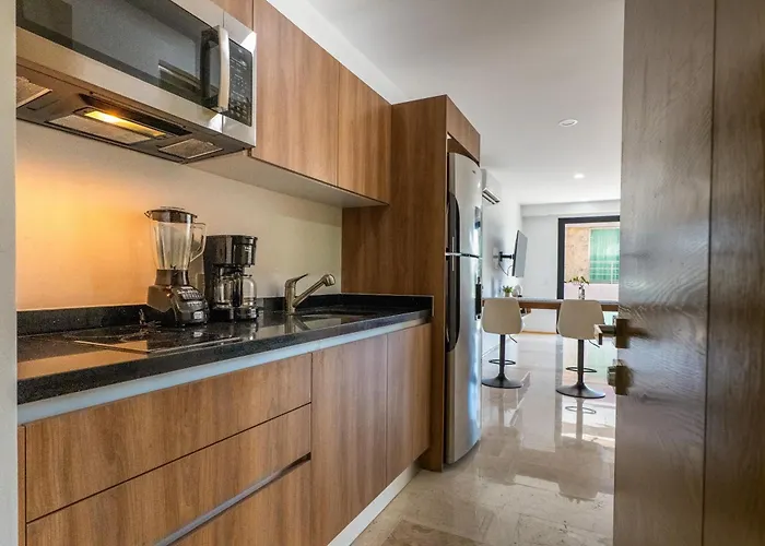 Coco Palms 202A