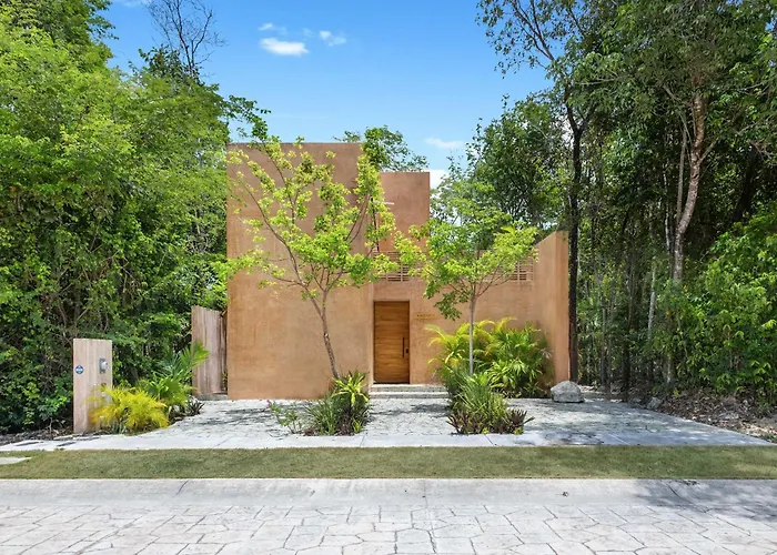 Mayakoba Paradise Pool Jacuzzis & Cenote Access