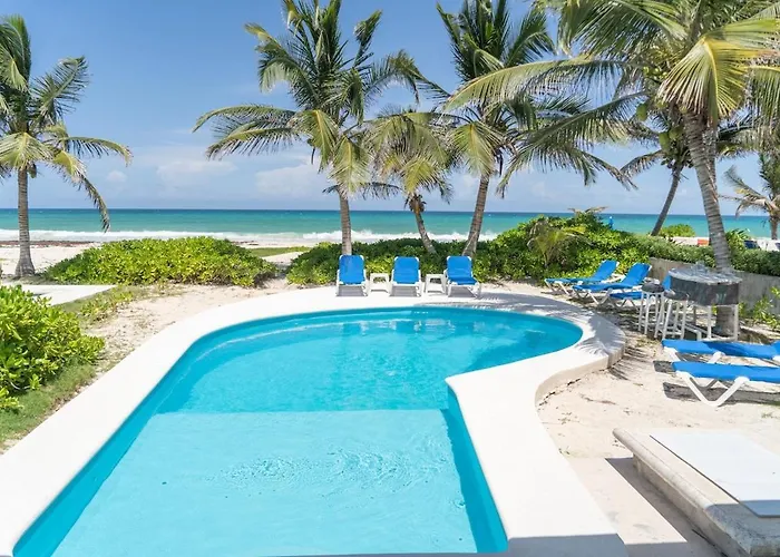 Villa Ixchel-Stunning Views, Right On The Beach!