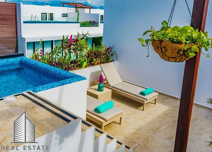 Las Nubes Penthouse