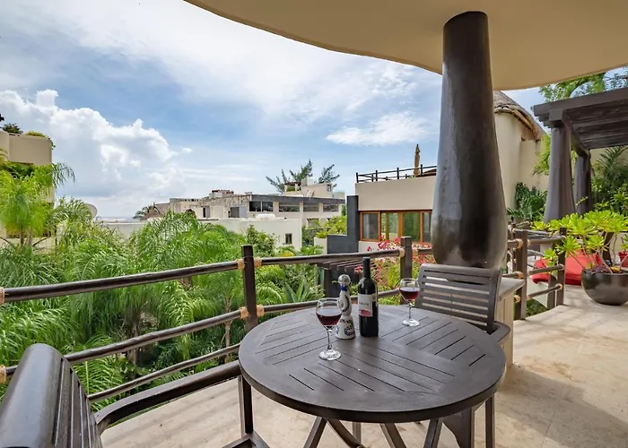 2 Bedroom Close To The Beach