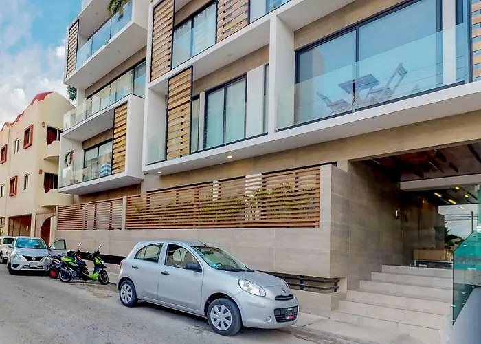 Icono Playa Condos, B307
